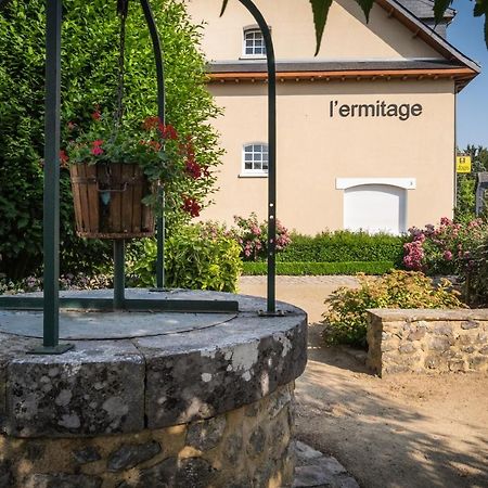 Logis L'Ermitage Hotel & Restaurant Saulges Esterno foto